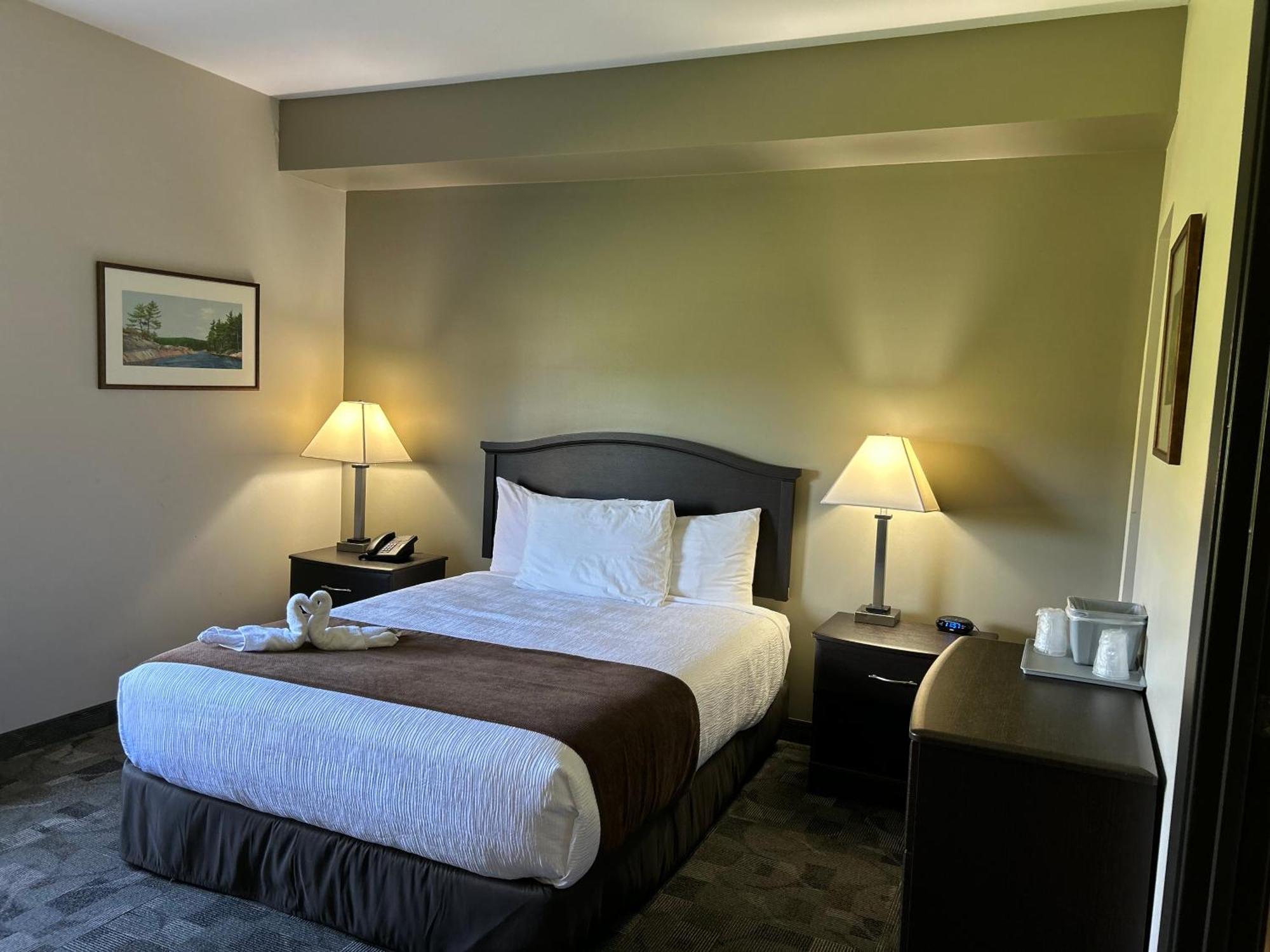Midland Inn & Suites Zewnętrze zdjęcie