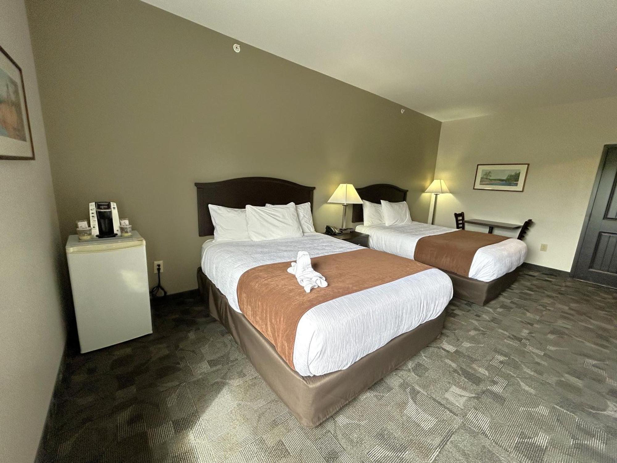 Midland Inn & Suites Zewnętrze zdjęcie